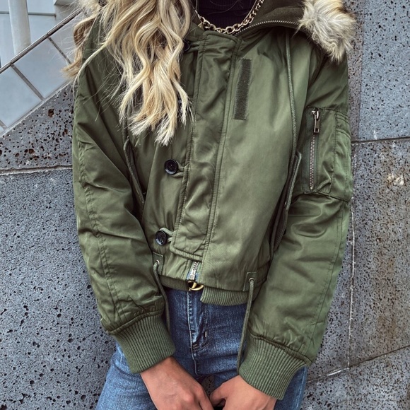 Vegan fur olive zipper button fall hoodie jacket - Picture 4 of 6